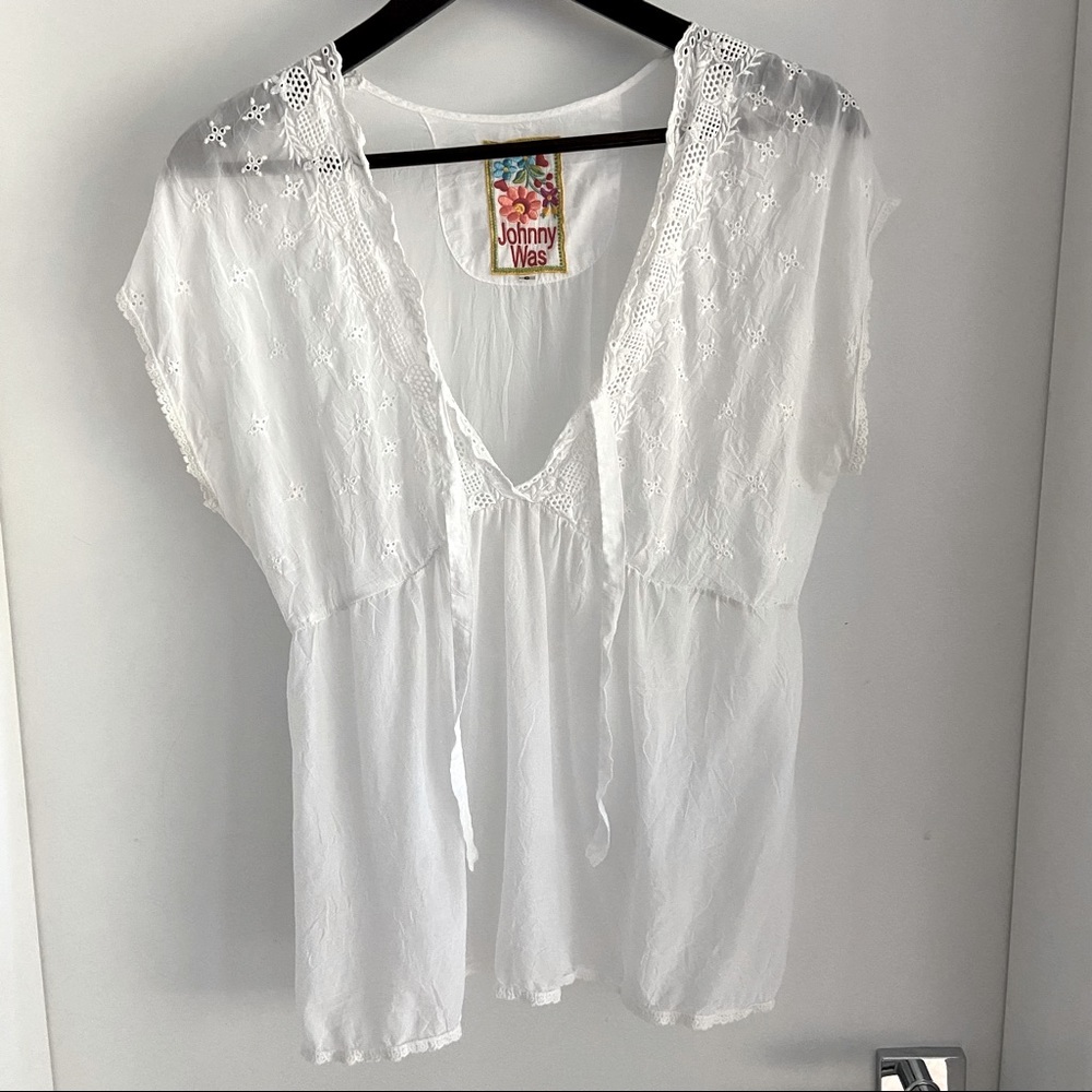 JOHNNY WAS white top